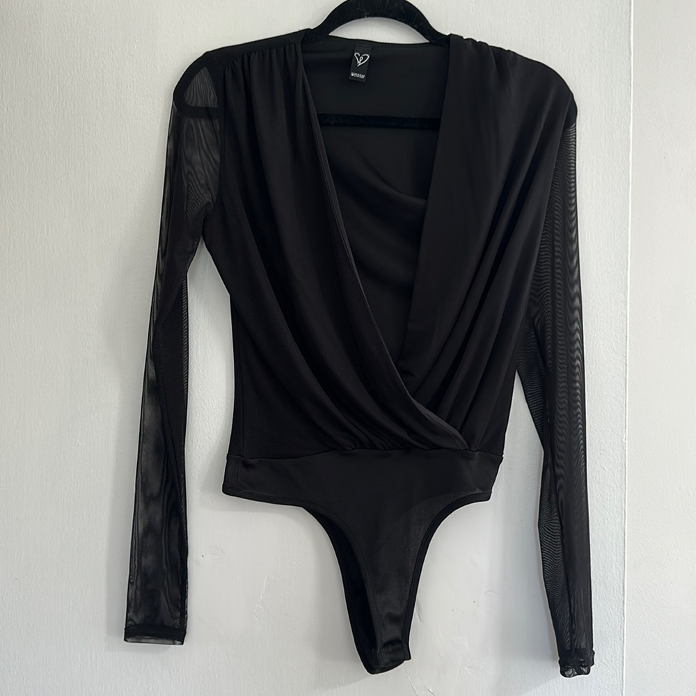 Windsor Long Sleeve Sheer Mesh V Neck Body